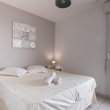 Appartement APPT DE CHARME AVEC GRAND BALCON PROCHE AVIGNON WiFI GRATUIT à Monteux Extérieur photo
