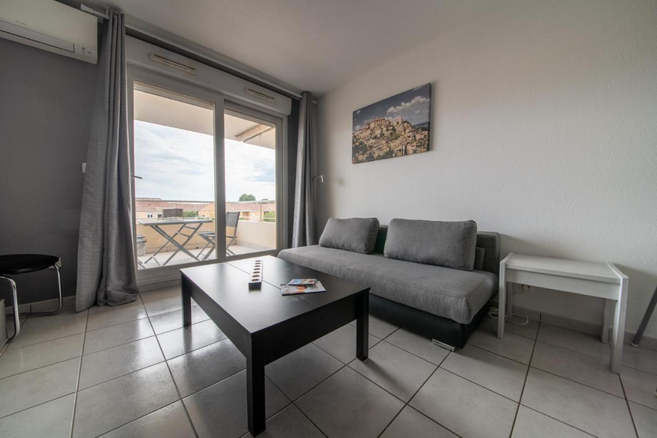 Appartement APPT DE CHARME AVEC GRAND BALCON PROCHE AVIGNON WiFI GRATUIT à Monteux Extérieur photo